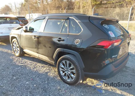 2021 Toyota Rav4 Xle Premium from USA, damaged, VIN 2T3A1RFVXMC256058